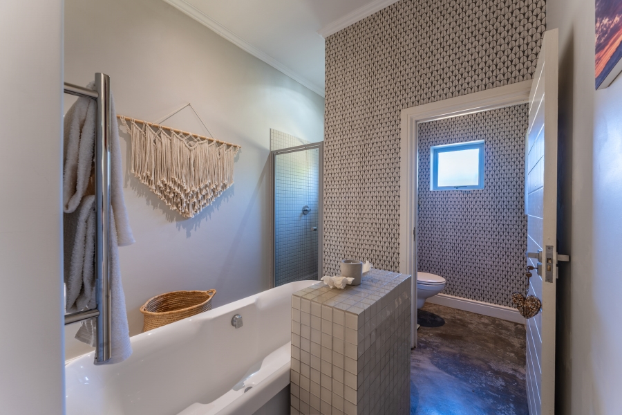 4 Bedroom Property for Sale in Cape St Francis Eastern Cape